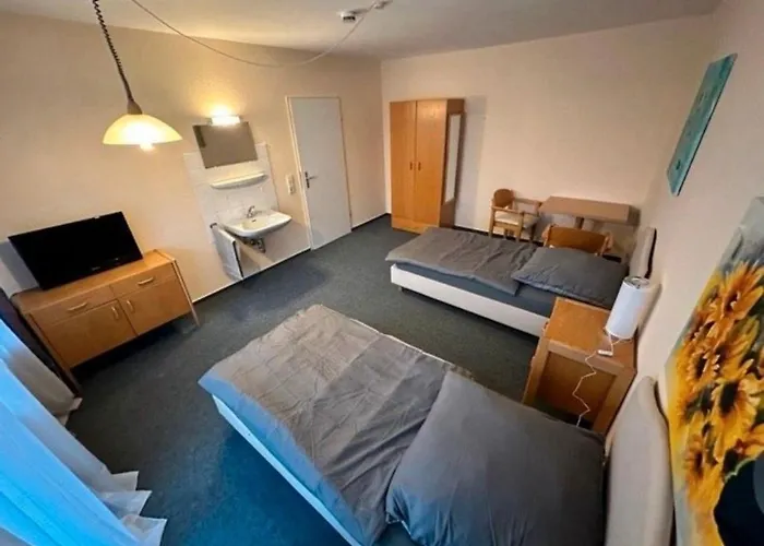 Turp Residenz Хостел *